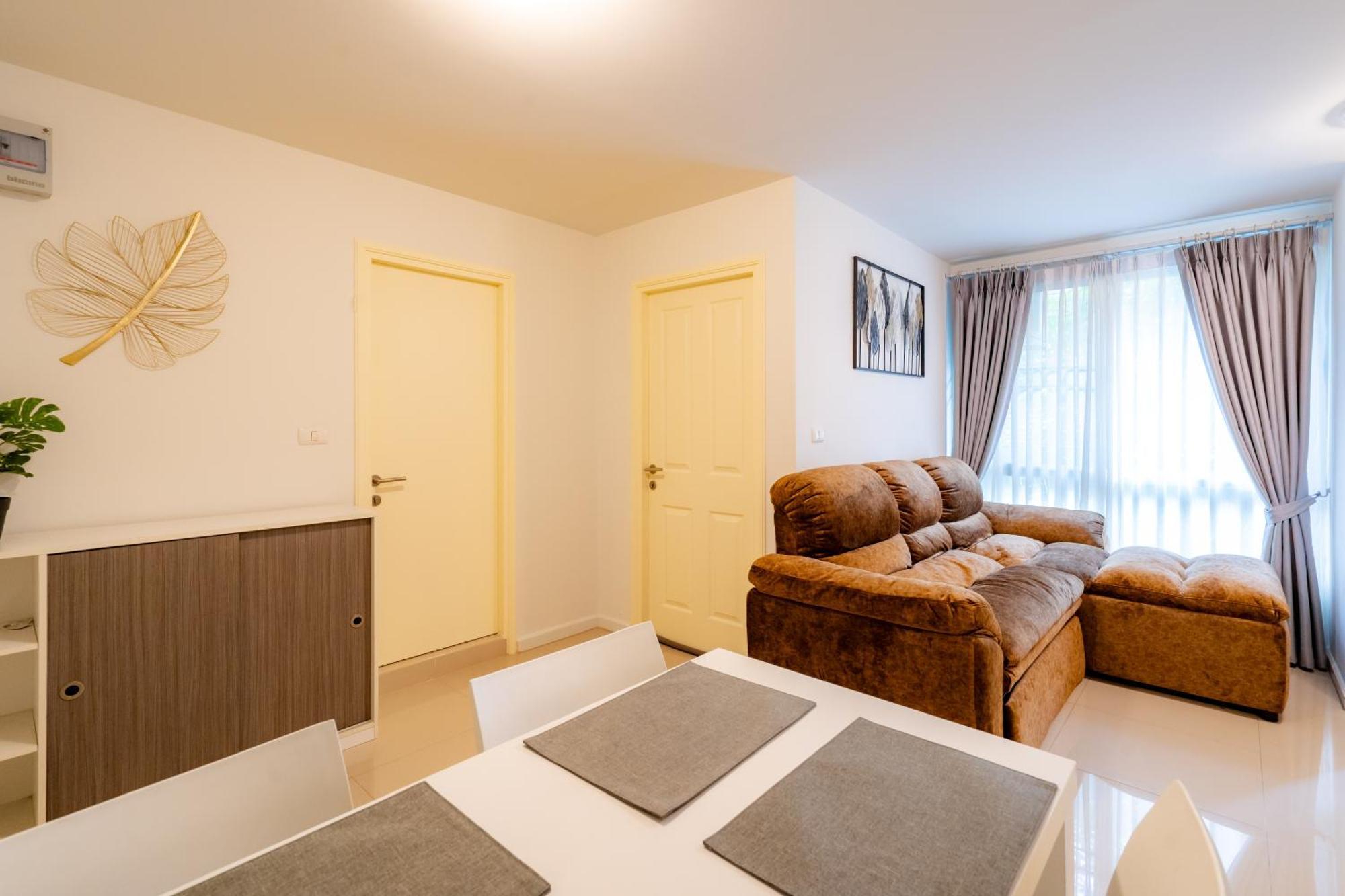 Apartment Luxury 2 Bedroom Old 168
