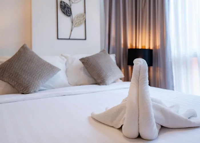 Luxury 2 Bedroom Condo Old City 168