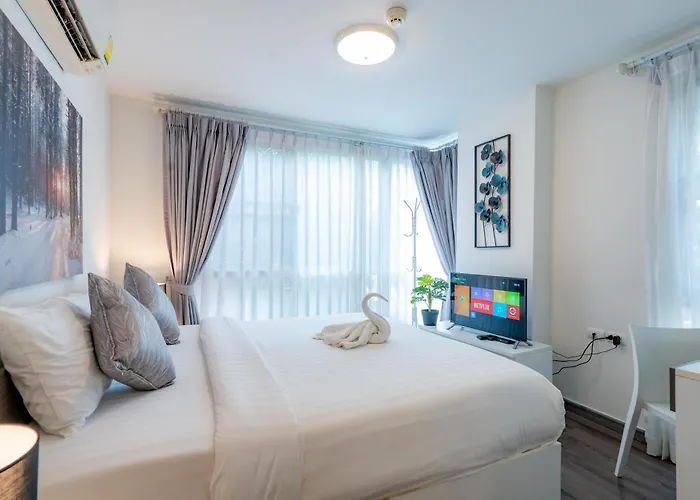 Luxury 2 Bedroom Condo Old City 168