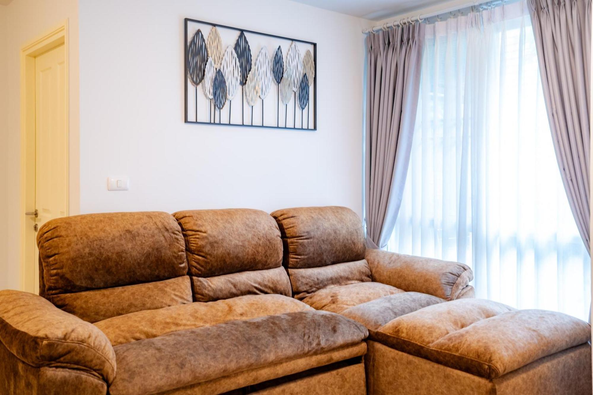 Luxury 2 Bedroom Old 168 Apartment