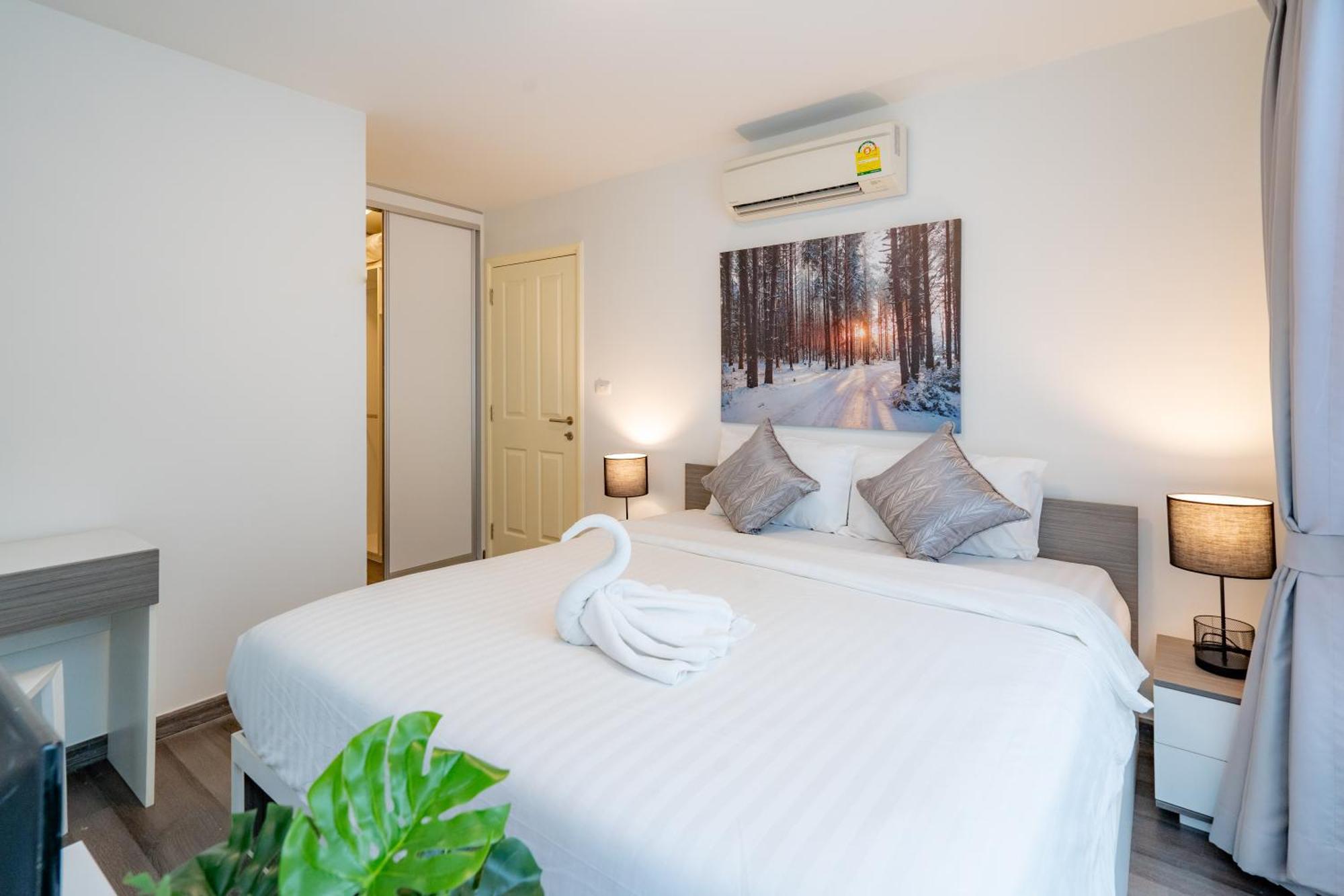Luxury 2 Bedroom Old 168 Apartment