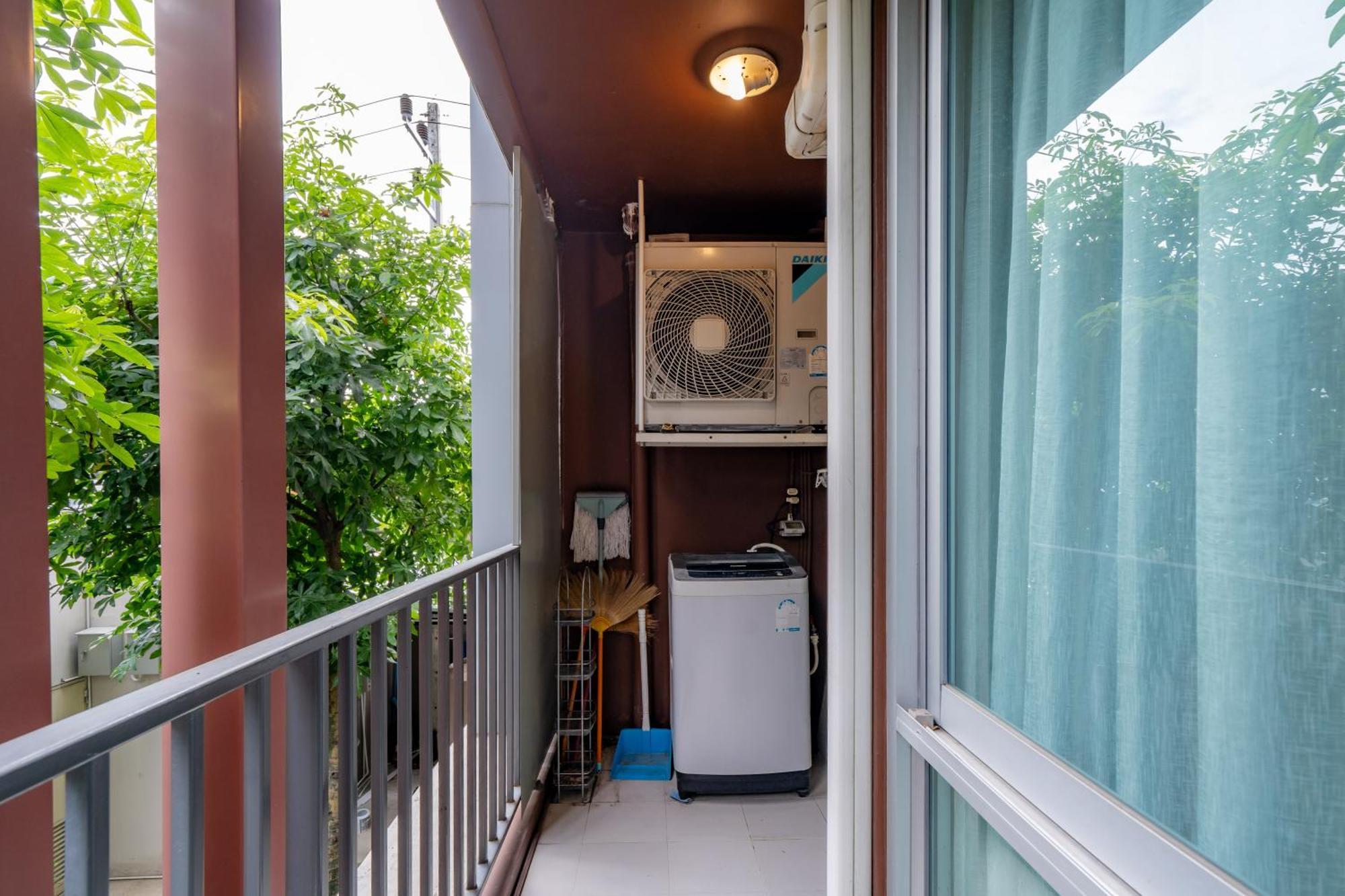 Luxury 2 Bedroom Old 168 Apartment Chiang Mai